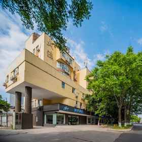 Hotel Exterior 1 Homeinn Hotel (Leshan New Plaza Jiaxing Road Food Street), 金口河区 酒店