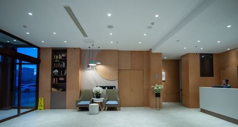Others 2 Home Inn · Neo (Xinda Jiayuan Panshi Government Service Center Store)