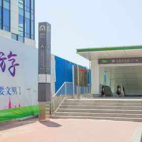 Hotel Exterior 1 다롄 싱하이 광장 우페이 · 뷰티풀 아파트 호텔, 칭니와차오 호텔