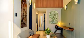 Others 5 THE OLD APARTMENT