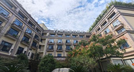 Others 2 Stayat Hotel