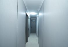 Others 6 Shanghai Suitable Hotel