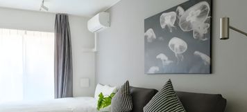 Others 5 Fandina Tokyo