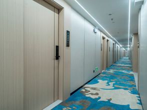 Others 4 China Travel Hotel (Shenzhen Luohu East Gate Old Street)