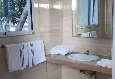 Others Caracas Vision Hall