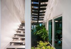 其他 7 New 7BR Pool Villa with Slider - VVP31.4