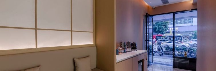 Others Lion Hotel (Shenzhen Luohu East Gate Pedestrian Street Branch)