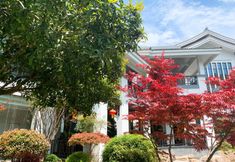 Khác 2 Lilac Garden Hotel