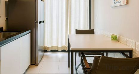 Others 2 Pattaya Beach · THE Edge High-End Ocean View Pool Apartment · Direct Beach Access ·