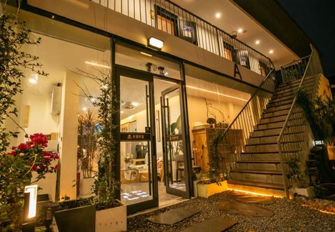 Others Liangyi Hostel by Luoyang’s Liren Alley