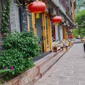 Hotel Exterior 1 Old Local Inn, Phoenix Ancient City Hotels