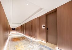 Others 2 ELONG Me Hotel