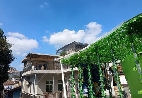 Lain-lain Yuelai Hostel