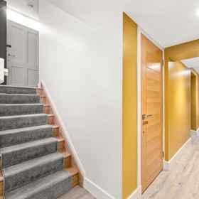 Hotel Interior/Public Areas 1 RÌGH Properties - Luxury West End Artisan Apartment, Edinburgh Napier University Merchiston Campus 酒店