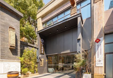 Others Floral Hotel·An instant hotel