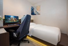 Others 7 Happy Hour Hotel(Shenzhen Luohu East Gate)