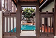 기타 5 "Siam X5" Downtown Ekamai 5 Bedrooms | Dream Garden Pool Villa | Free Nanny