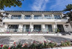 Others 2 Floral Hotel·Dali Shamin'an Shushang Huasu Hotel (Dali Qihai Branch)