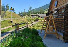 Others 6 Kanas JunYue Courtyard Homestay