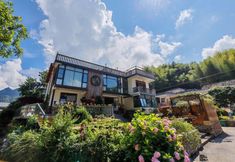 Others 3 Qishe Hostel