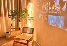 Lainnya 6 Looking at the mountains and fields