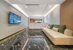 Others 7 Ruiyuan Yunjing Hotel (Xinyang City Government Railway Station)