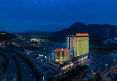 Lain-lain 4 Ezzi Hotel