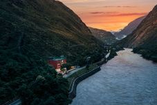 Others Kanshanshishan Riverside Garden Hotel (Danba Jiaju Cangzhai Branch)