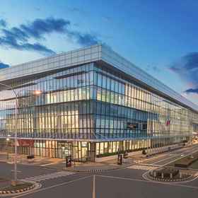 Hotel Exterior1City Getaway in the Heart of Entertainment City,帕拉尼亚克飯店