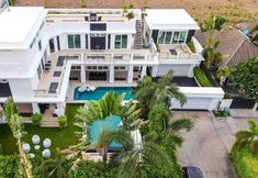 其他 5 New 7BR Pool Villa with Slider - VVP31.4