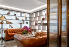 Others 2 Wow Executive Hotel