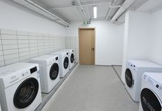 기타 7 SMART Hotel (Xujiahui Shanghai Stadium)