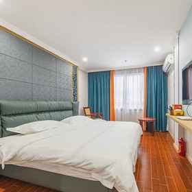 Logo 1 Liyuanyihao Business Hotel, 五羊石像 酒店