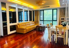 Others 2 Summer Youth Hostel