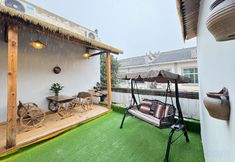 Others 3 Terracotta Army Theme Apartment