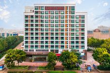 Others Orange Hotel (Qingdao Qingshan Road Wannianquan Road Subway Station)