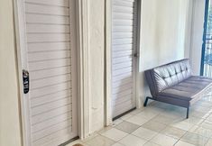 Others 5 Pattaya Charm