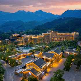 Hotel Exterior1Guilai・Hutiaoxia Gorge Art Gallery Hotel,四季酒店飯店