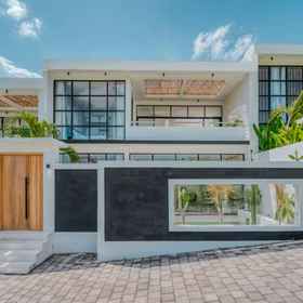 Hotel Exterior 1 Divine Villas A8, Babi Guling Slingsing "Bu Suci" Hotels