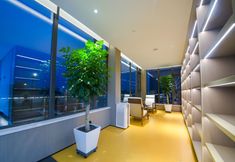 Others 6 Pai Hotel (Hongjin logistics international peony garden, Dingding North Road, Luoyang)