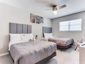 其他 Reston NEW Bright, Airy Home w/ In Ground Pool & Grill