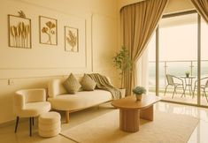 Others 4 Danga Bay Vintage French 3BR6Pax Balcony Seaview