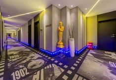 Others 6 Movie Hotel