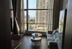 Others 4 Happy Duo·Art Homestay City of Dreams·Art Loft hotel (Olympic Sports Center Store)