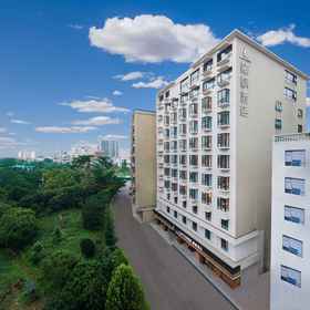 Hotel Exterior 1 Lavande Hotel (Tianjie Branch of Hainan Agricultural Reclamation Middle School), China Resources Center Mixc Hotels