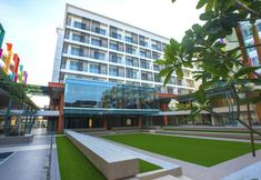 Others 2 Stay in KK Studio Room near Airport and Tg Aru Beach