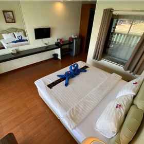 Logo 1 At Sea Residence, โรงแรม & ที่พัก หนองปลาไหล