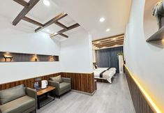 Others 6 Terracotta Army Theme Apartment