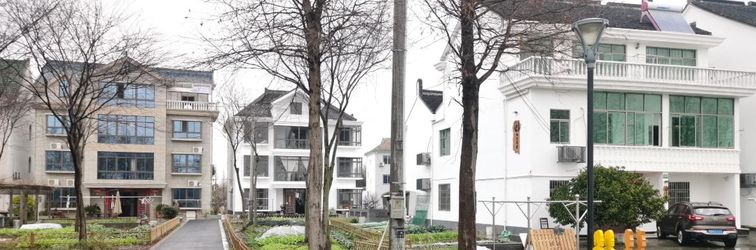 Khác Quchen Homestay