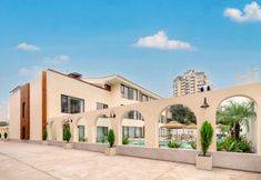 Others 2 Faniin · Between flowers Courtyard Villa